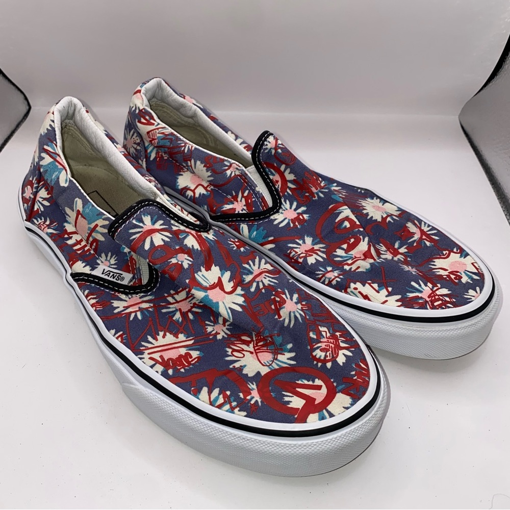 Vans Men's Red and Blue Patterned Sneakers